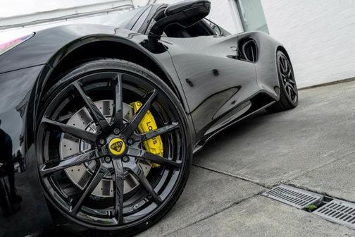 2025 Lotus Emira V6
