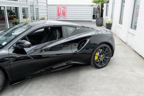 2025 Lotus Emira V6