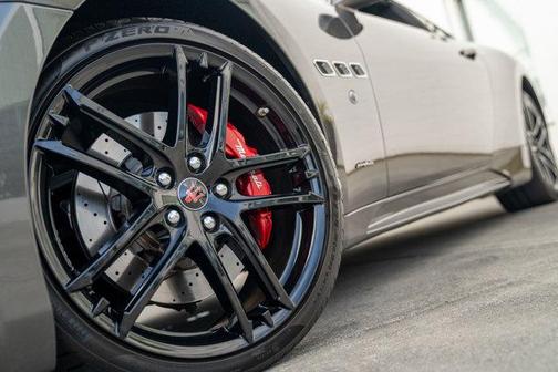 2017 Maserati GranTurismo Sport