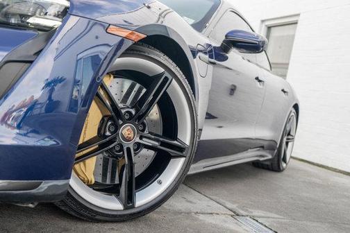 2020 Porsche Taycan Turbo S