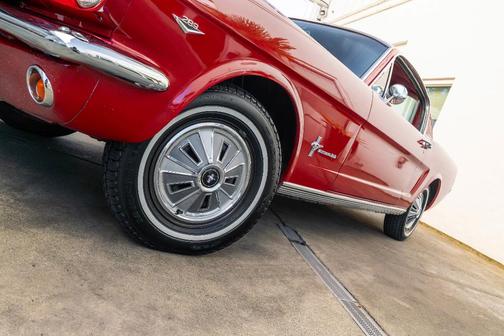 1966 Ford Mustang FASTBACK
