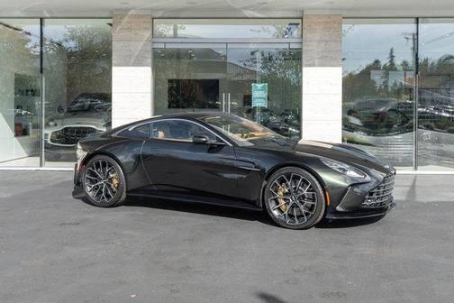 2025 Aston Martin Vantage Base