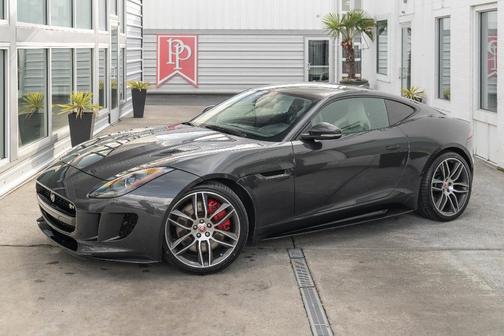 2017 Jaguar F-TYPE R