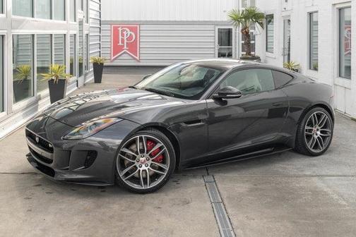 2017 Jaguar F-TYPE R