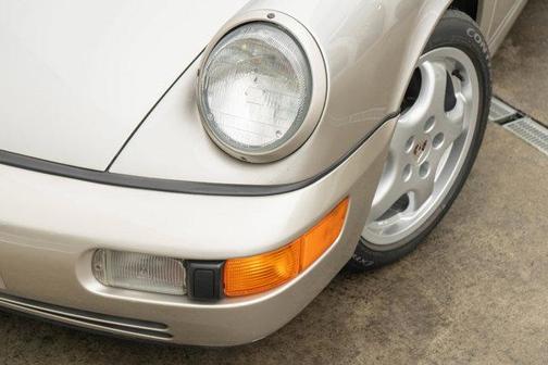 1990 Porsche 911 Carrera 4