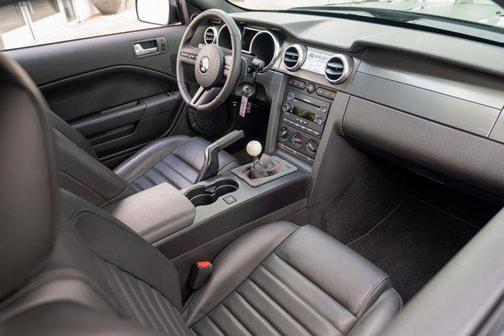 2009 Ford Shelby GT500 Base