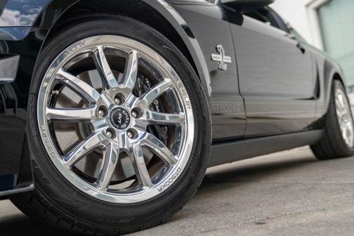2009 Ford Shelby GT500 Base