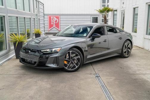 2023 Audi RS e-tron GT Base