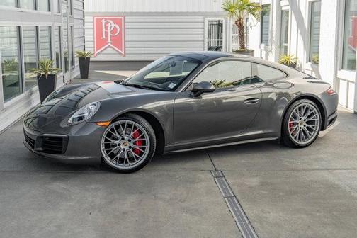 2017 Porsche 911 Carrera 4S