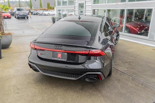 2025 Audi RS 7 4.0T quattro Performance