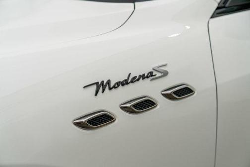 2022 Maserati Levante Modena S