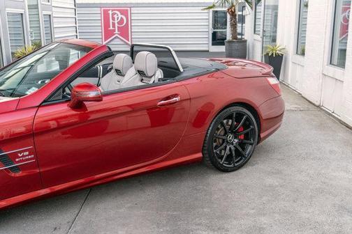 2016 Mercedes-Benz AMG SL AMG SL 63