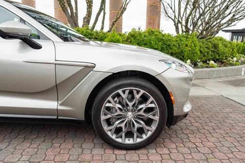 2021 Aston Martin DBX Base