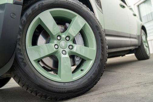 2023 Land Rover Defender 75th Limited Edition