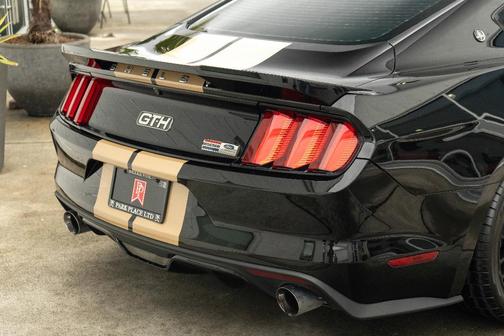 2016 Ford Shelby GT350 Base