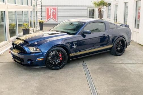 2012 Ford Shelby GT500 Base