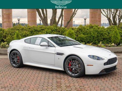 2015 Aston Martin Vantage GT Base