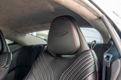 2019 Aston Martin DB11 V8