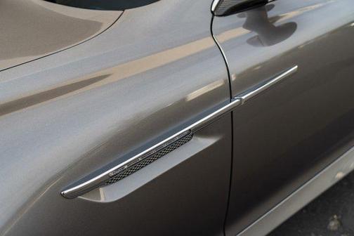 2013 Aston Martin DB9 Volante