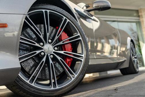 2013 Aston Martin DB9 Volante