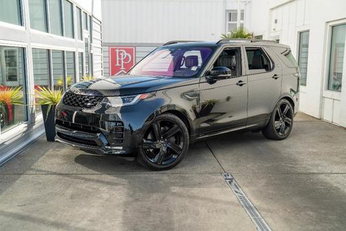 2022 Land Rover Discovery P360 R-Dynamic S