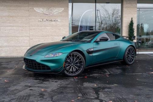 Photo 2 of 32 of 2022 Aston Martin Vantage F1 Edition