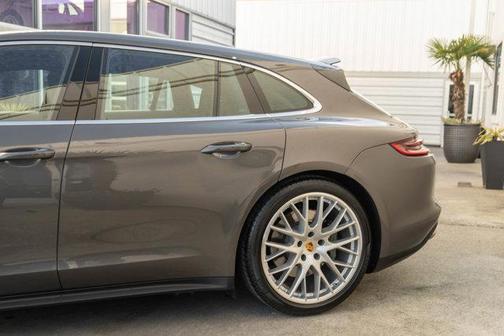 2018 Porsche Panamera 4S