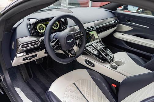 2026 Aston Martin Vantage Base