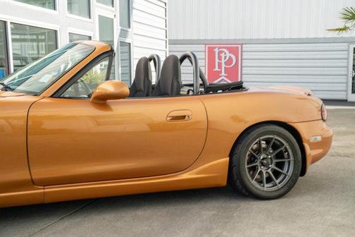 2000 Mazda MX-5 Miata LS