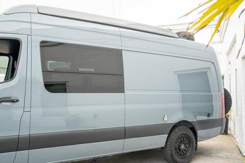 2021 Mercedes-Benz Sprinter 2500