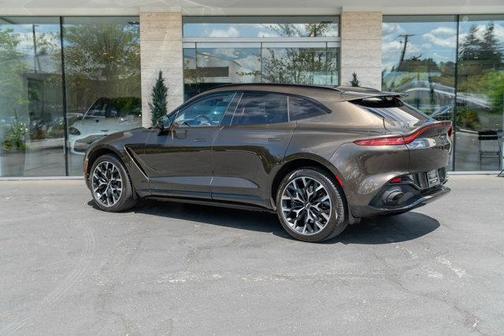 2021 Aston Martin DBX Base
