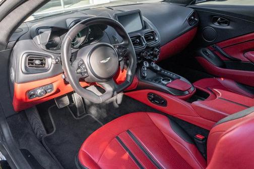 2023 Aston Martin Vantage 