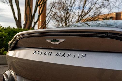 2025 Aston Martin Vantage Base