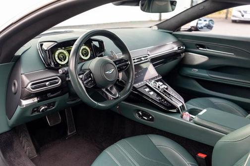 2025 Aston Martin Vantage Base