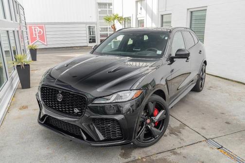 2022 Jaguar F-PACE SVR