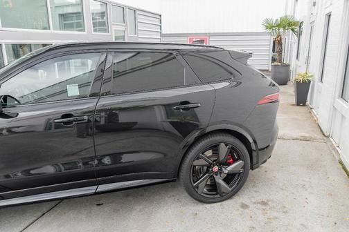 2022 Jaguar F-PACE SVR