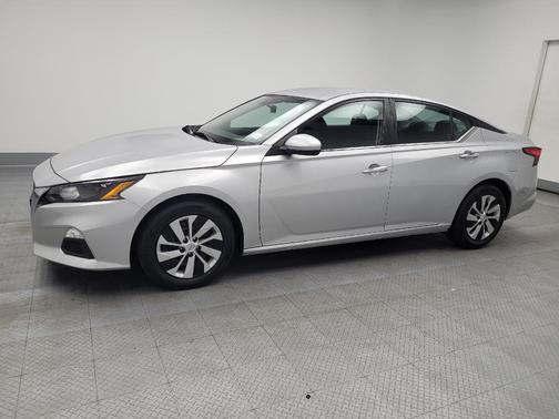 2022 Nissan Altima S FWD