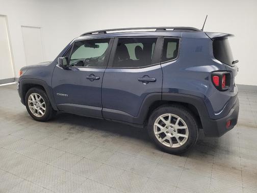 Slate Blue Pearlcoat 2021 Jeep Renegade Latitude