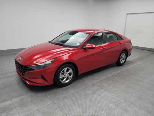 2023 Hyundai ELANTRA SE