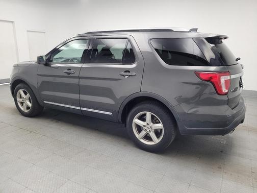 Magnetic Metallic 2018 Ford Explorer XLT