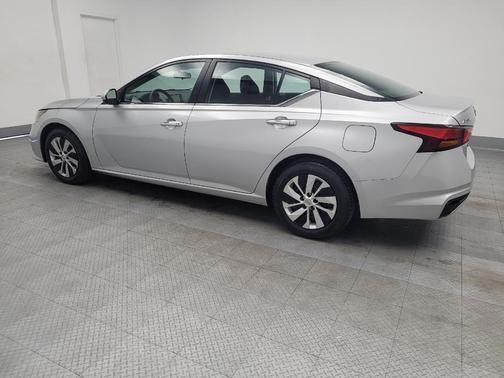 2022 Nissan Altima S FWD