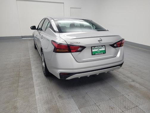 2022 Nissan Altima S FWD