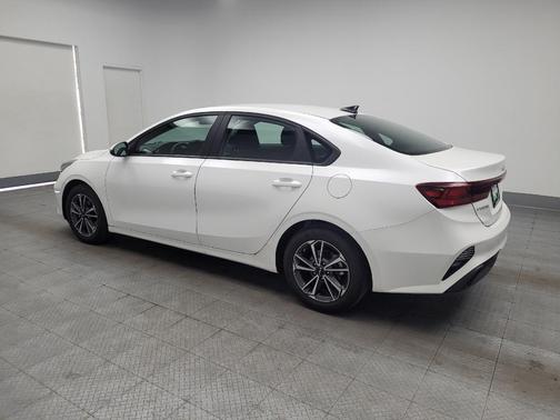 Snow White Pearl 2024 Kia Forte LXS