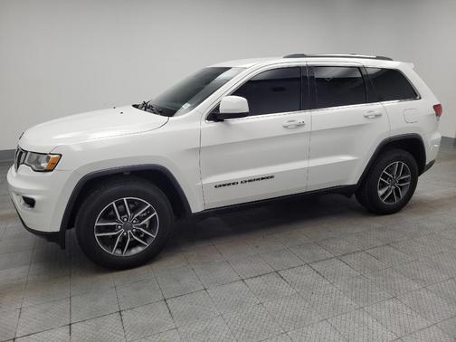 Bright White Clearcoat 2020 Jeep Grand Cherokee Laredo