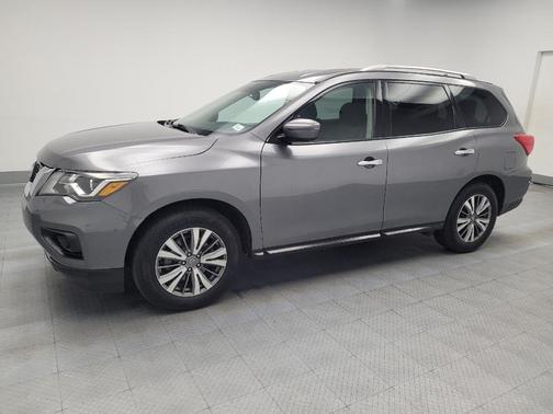2020 Nissan Pathfinder SV