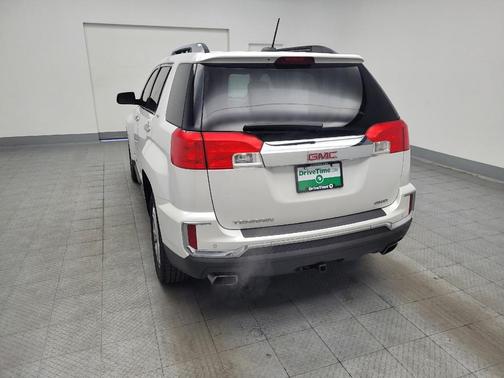White 2017 GMC Terrain SLT