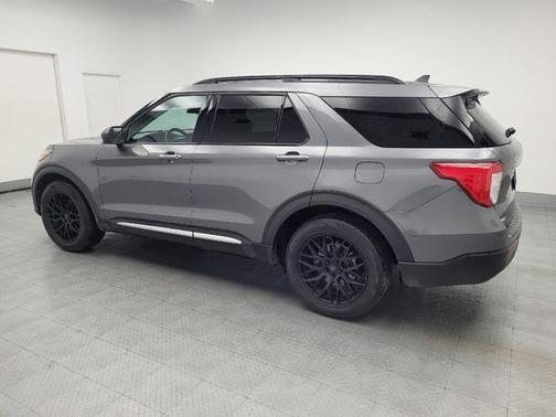 Carbonized Gray Metallic 2022 Ford Explorer XLT