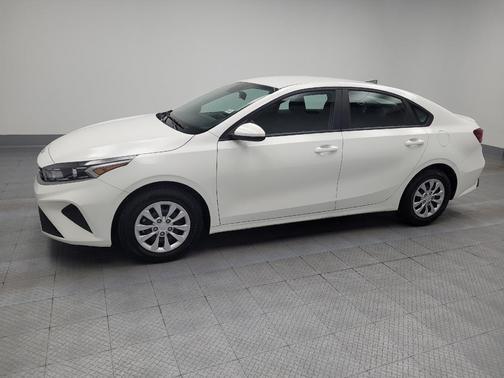 2024 Kia Forte LX