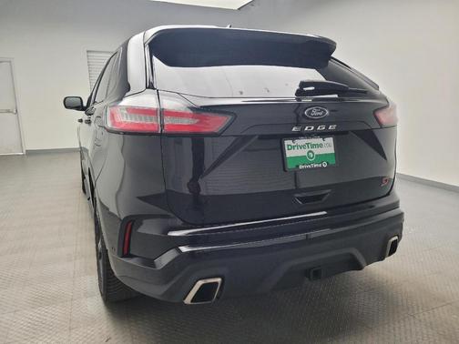 2022 Ford Edge ST