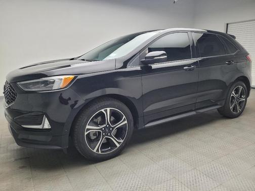 2022 Ford Edge ST